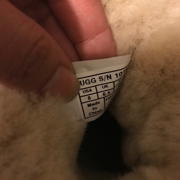 ‼️Sold‼️UGG CLASIC SHORT BOOTS SIZE 8 - Picture 4 of 6